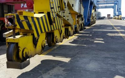 COMPLETATA L’ATTIVITA’ DI SPOSTAMENTO E CAMBIO DI SCARTAMENTO DI UNA GRU STS PRESSO IL PORTO DI NAPOLI